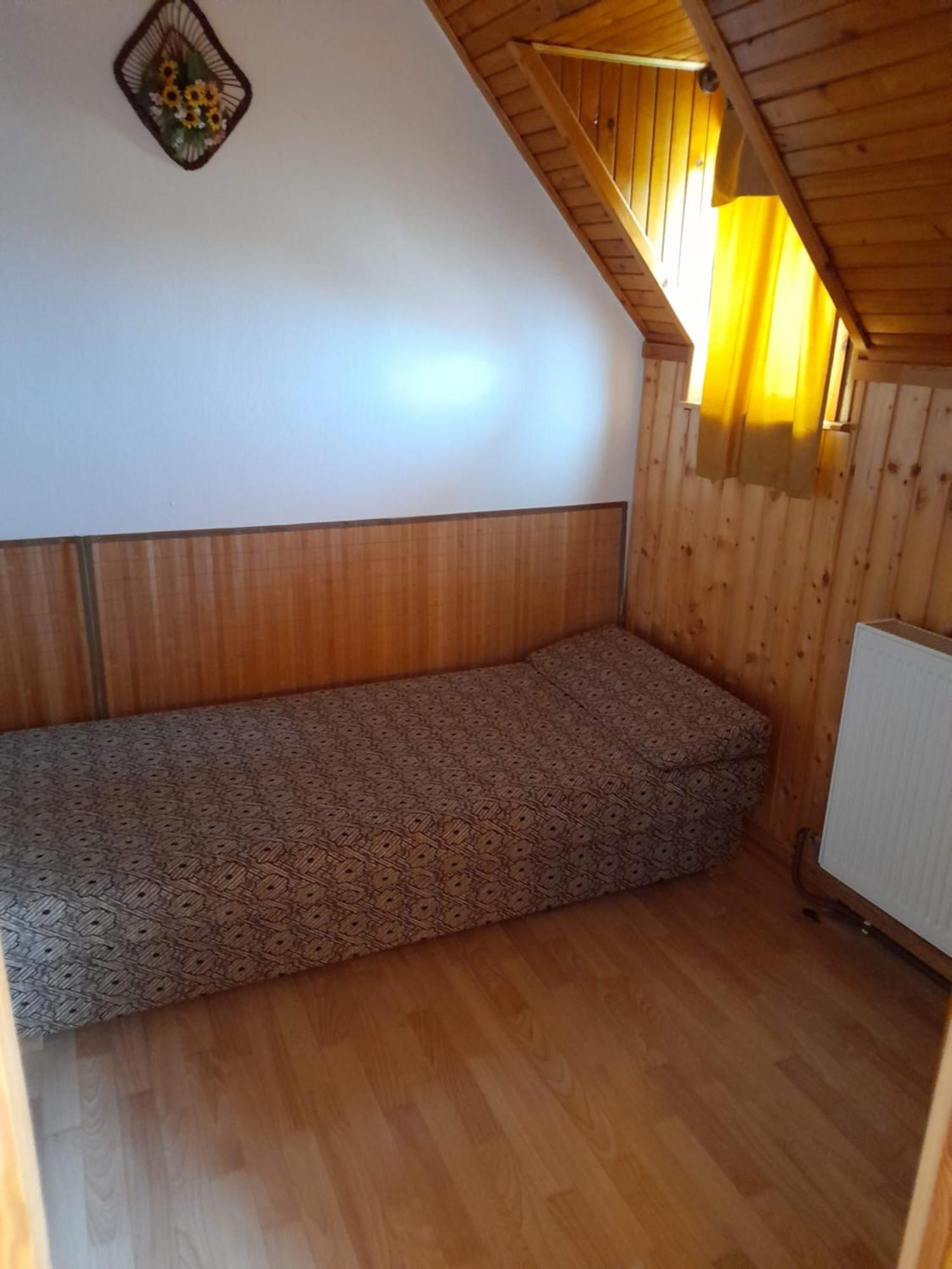 Harmonia Vendeghaz 100 Meterre Az Igali Gyogyfuerdotol Apartment Luaran gambar